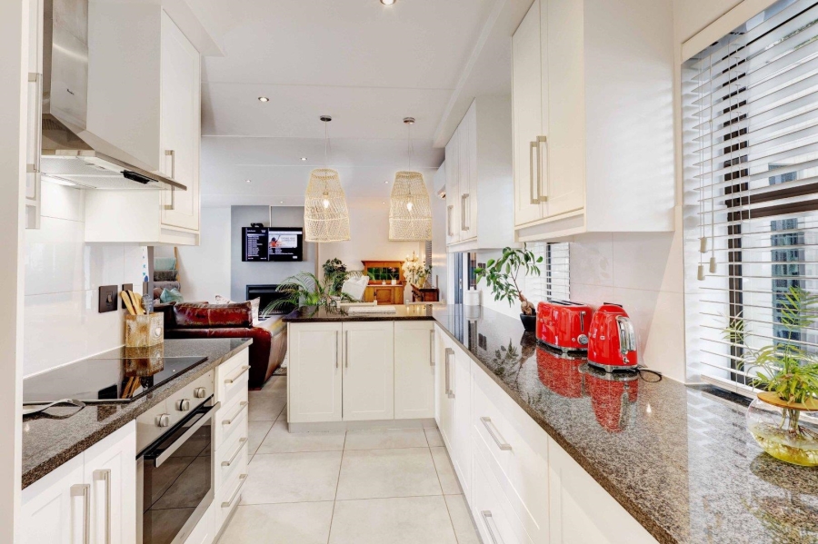 To Let 3 Bedroom Property for Rent in Graanendal Western Cape